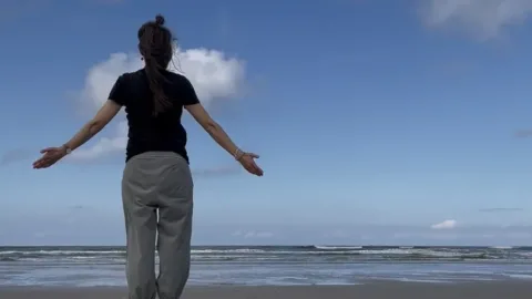 Meditation Walk am Meer